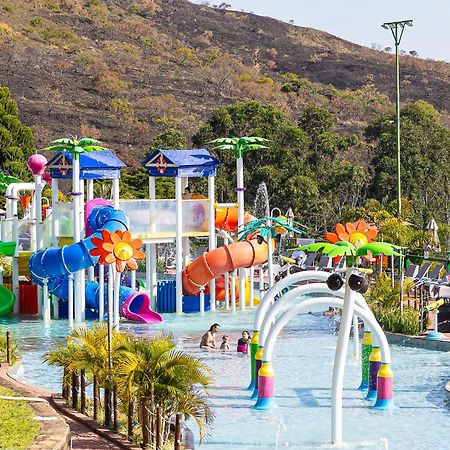 Hotel Golden Park All Inclusive Pocos De Caldas By Nacional Inn Екстер'єр фото Splash Island