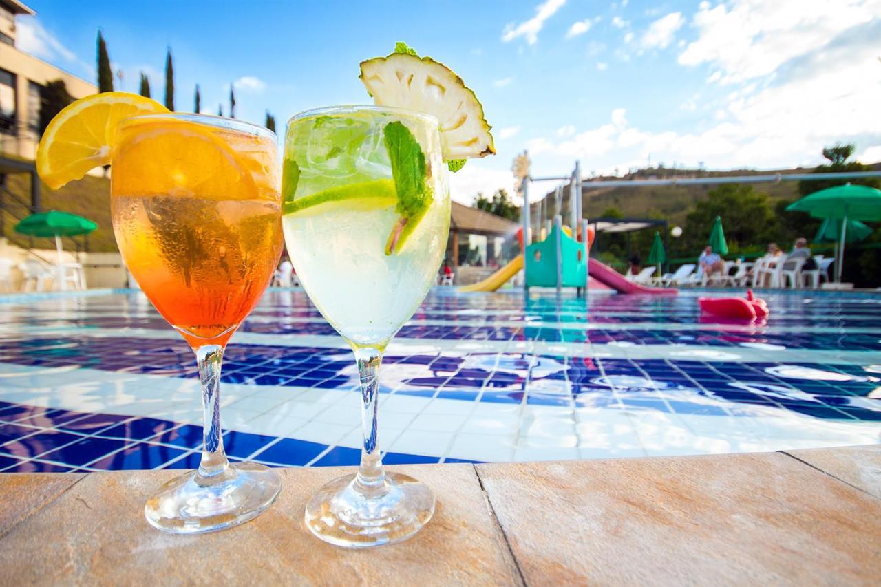 Hotel Golden Park All Inclusive Pocos De Caldas By Nacional Inn Екстер'єр фото Two Aperol Spritz cocktails