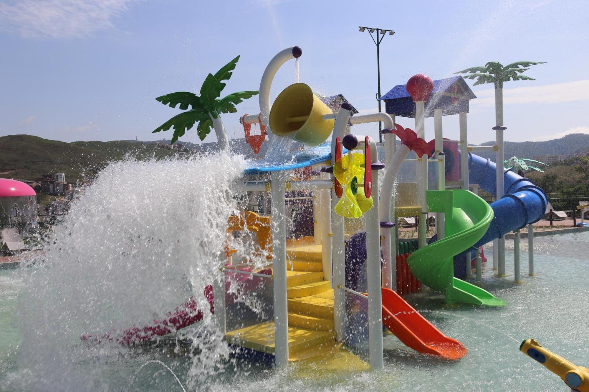 Hotel Golden Park All Inclusive Pocos De Caldas By Nacional Inn Екстер'єр фото Splash Island