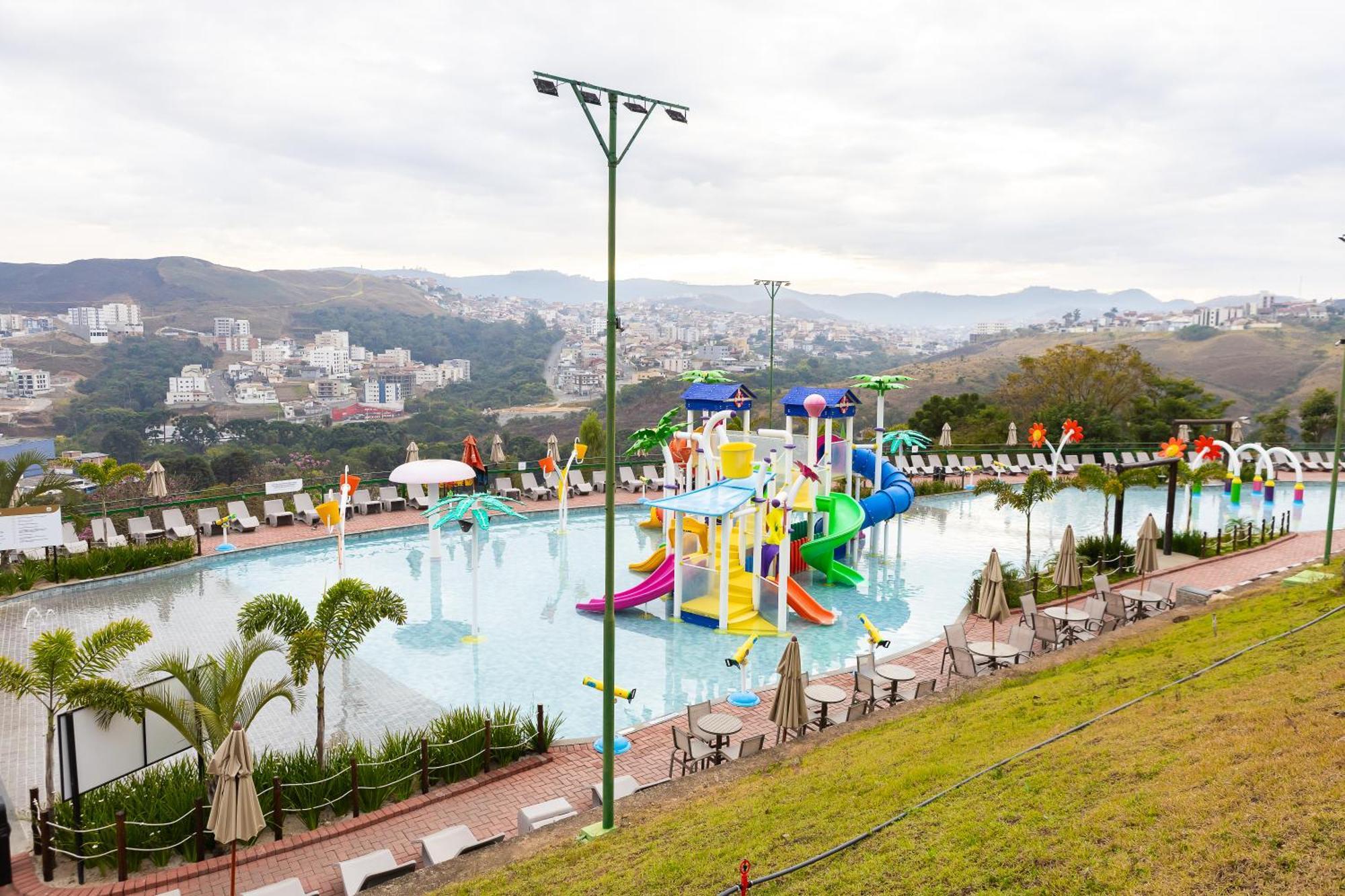 Hotel Golden Park All Inclusive Pocos De Caldas By Nacional Inn Екстер'єр фото Water park in the resort