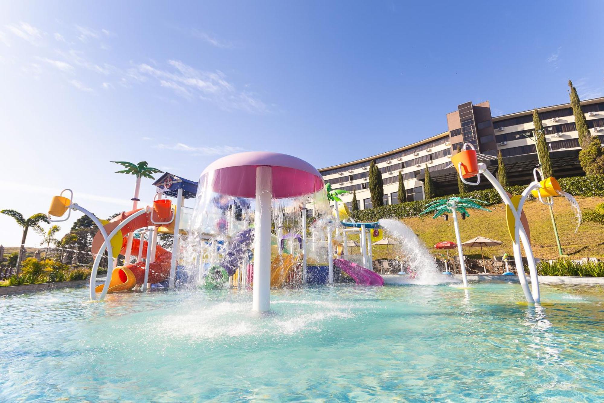 Hotel Golden Park All Inclusive Pocos De Caldas By Nacional Inn Екстер'єр фото The water park at the hotel