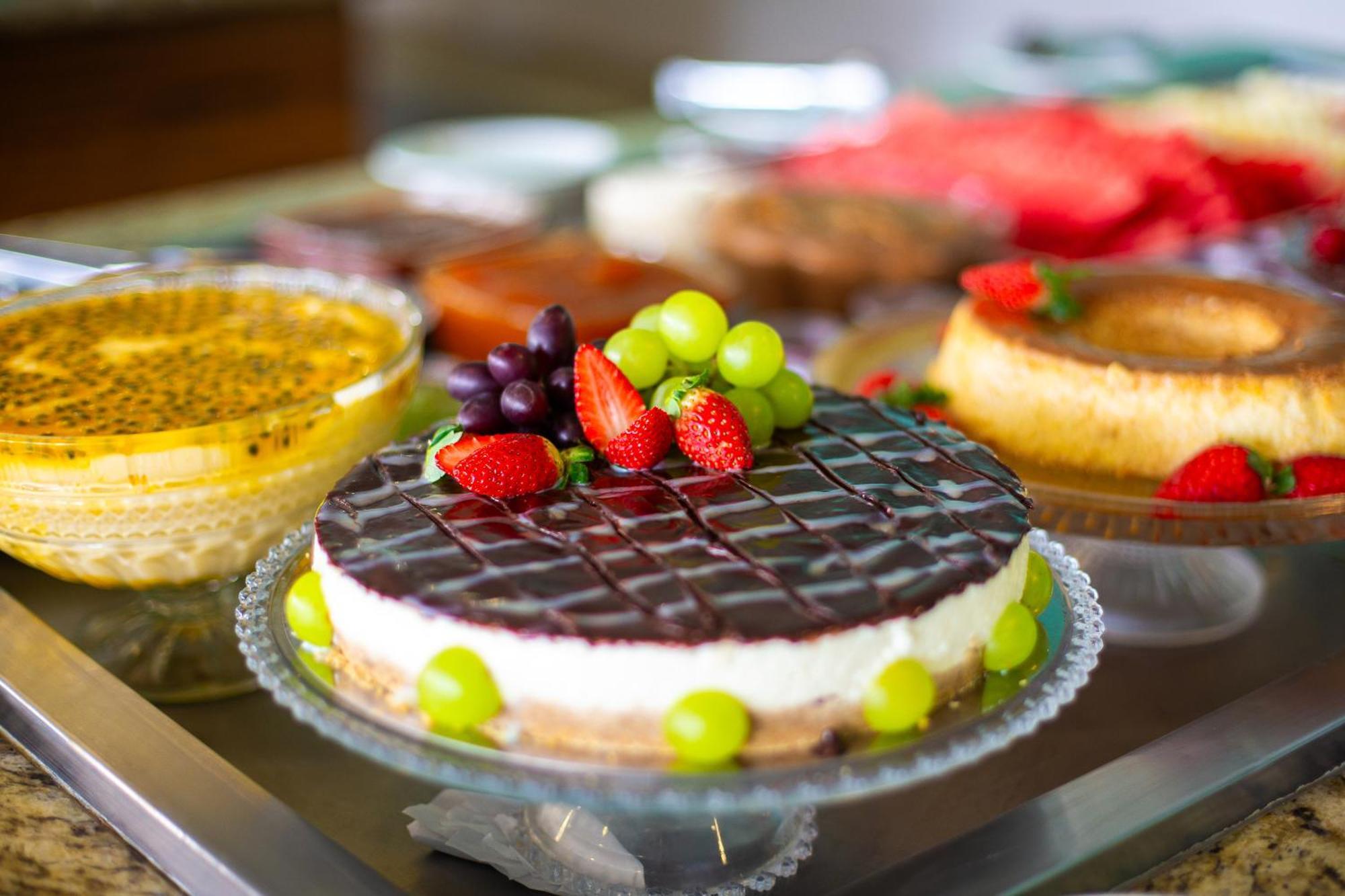 Hotel Golden Park All Inclusive Pocos De Caldas By Nacional Inn Екстер'єр фото A fruit tart